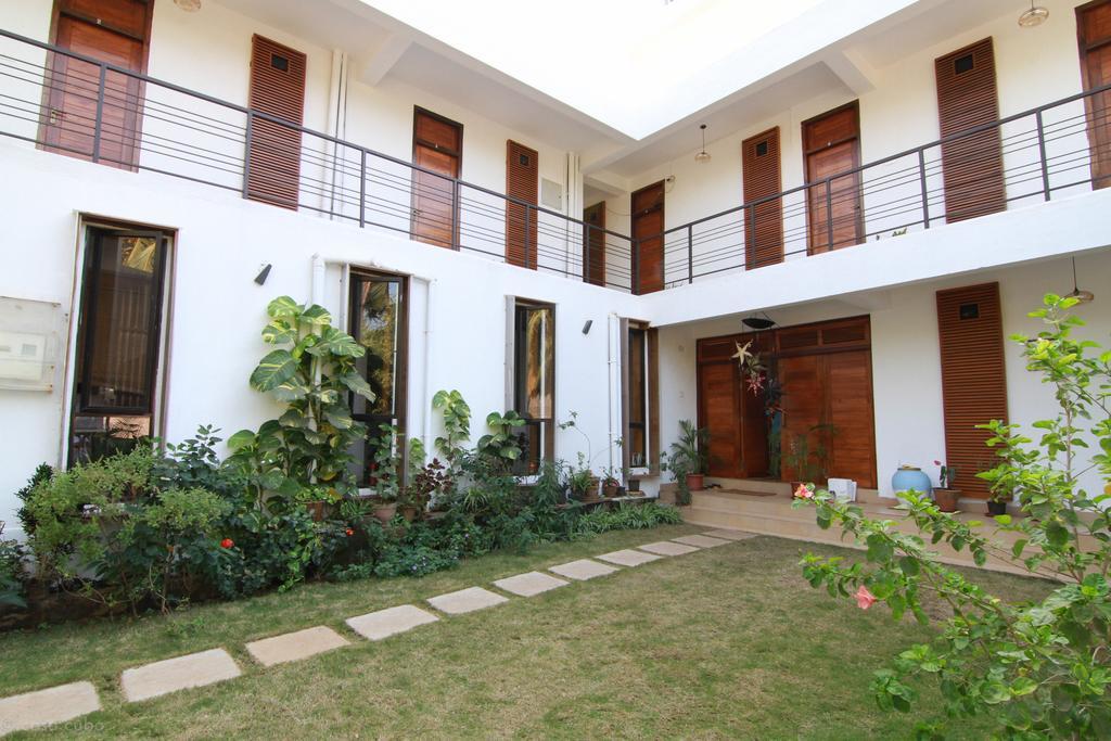 Casa Cubo By The Beach Bed & Breakfast กาลังกูติ ภายนอก รูปภาพ