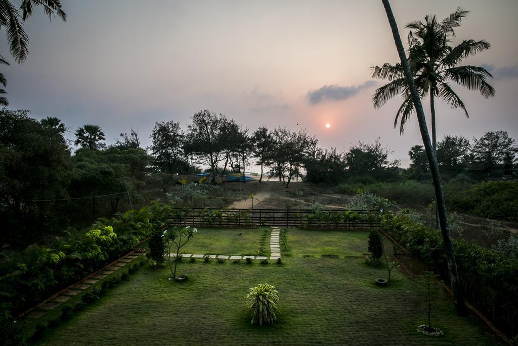 Casa Cubo By The Beach Bed & Breakfast กาลังกูติ ภายนอก รูปภาพ